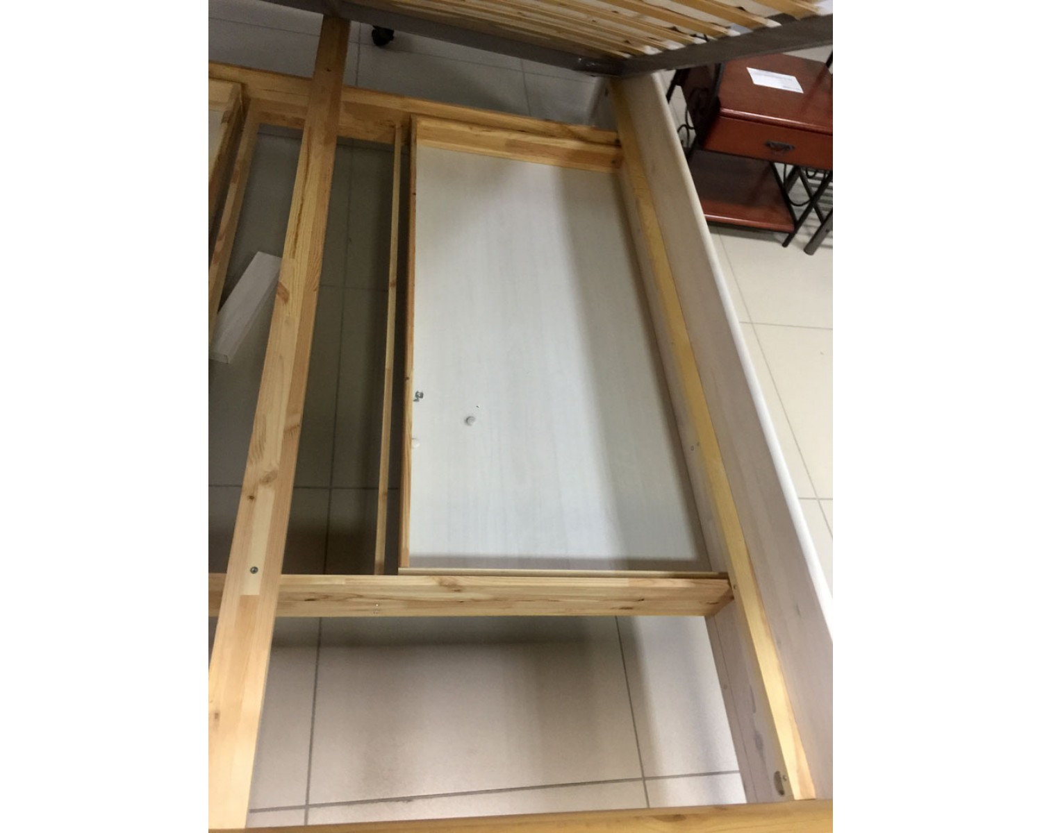 Кровать двуспальная Мальта с ящиком  - 140х200  (массив сосны) 