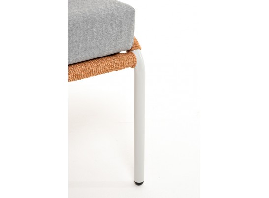 "Милан" диван 2-местный плетеный из роупа, каркас алюминий светло-серый (RAL7035) муар, роуп оранжевый меланж круглый, ткань светло-серая