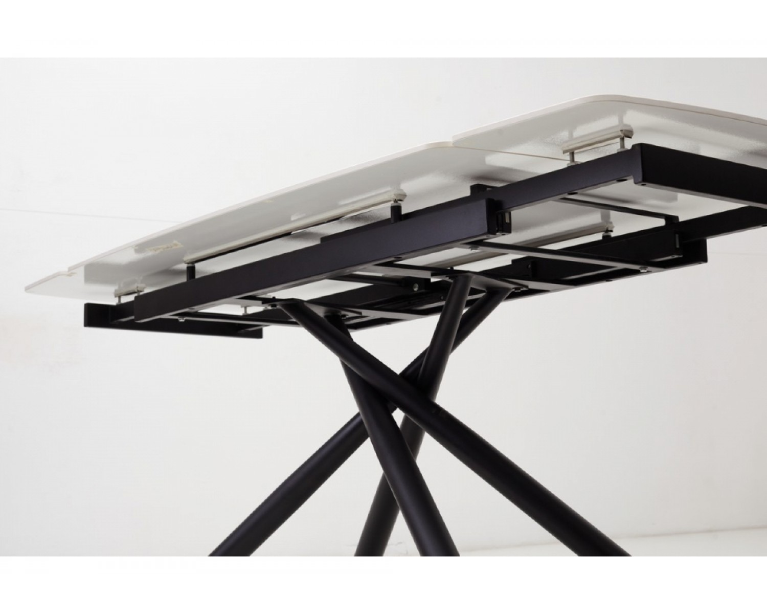 Стол Rivoli matt white marble sintered stone / black
