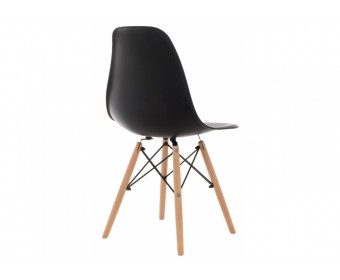 Пластиковый стул Eames PC-015 черный