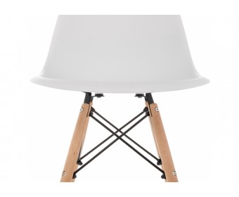 Стул Eames PC-015 белый