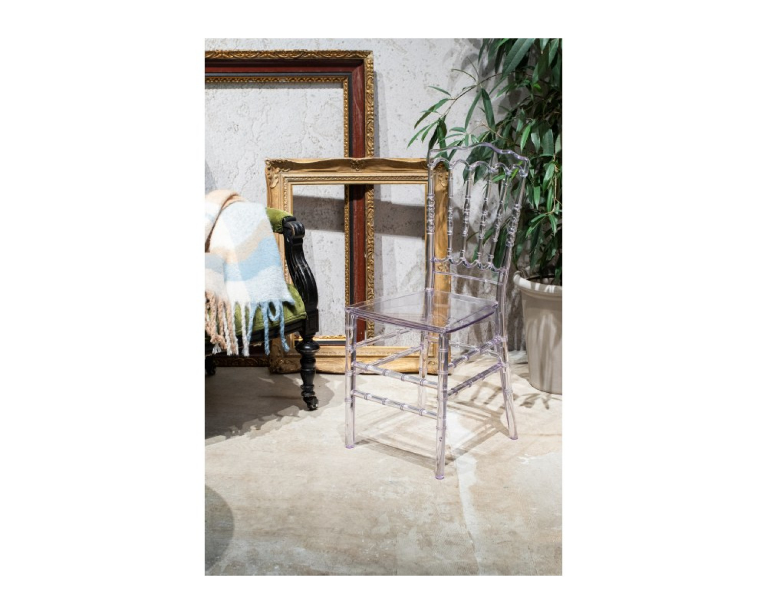 Пластиковый стул Chiavari white