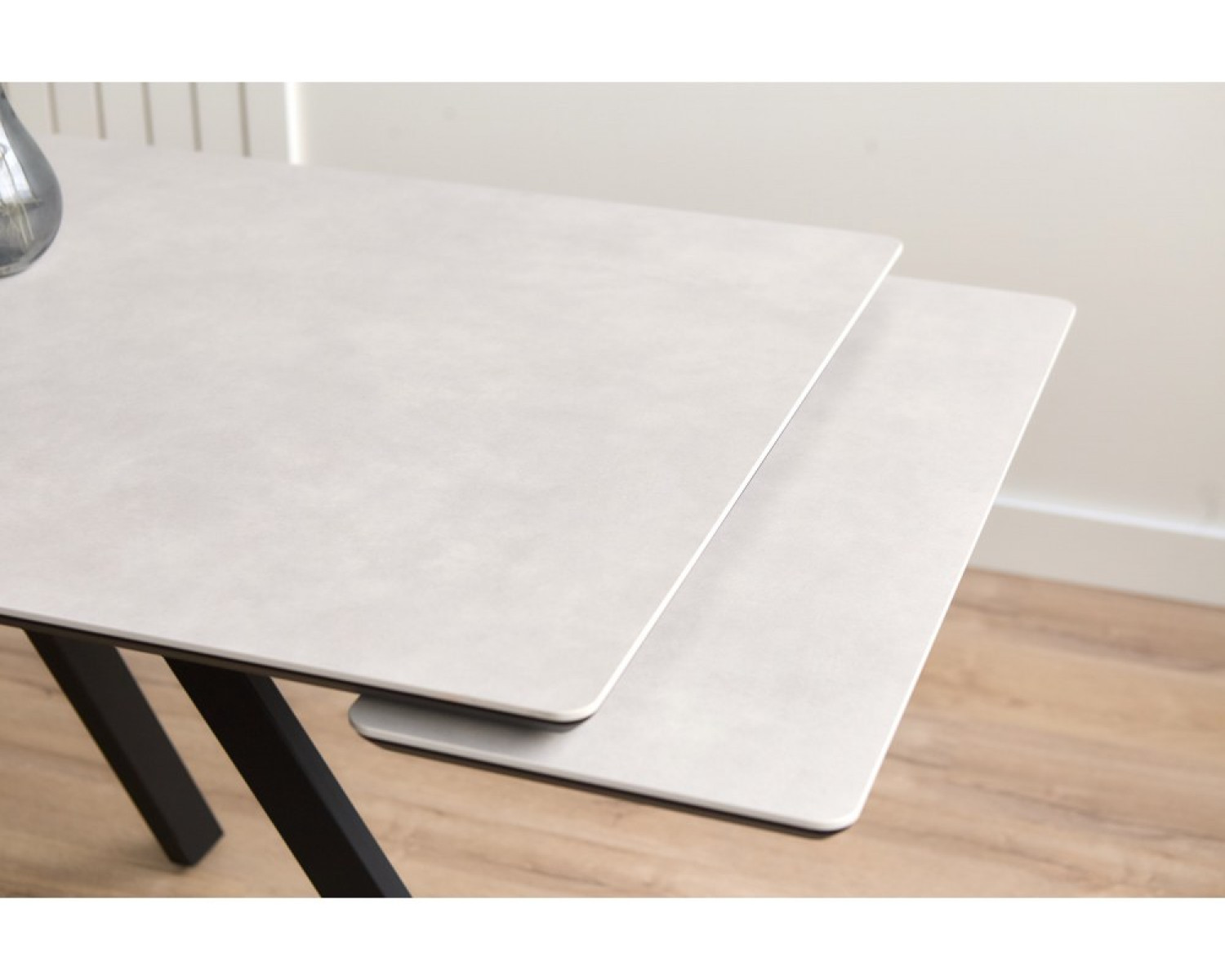 Керамический стол Вилли 140(200)х80 carmen light grey / черный