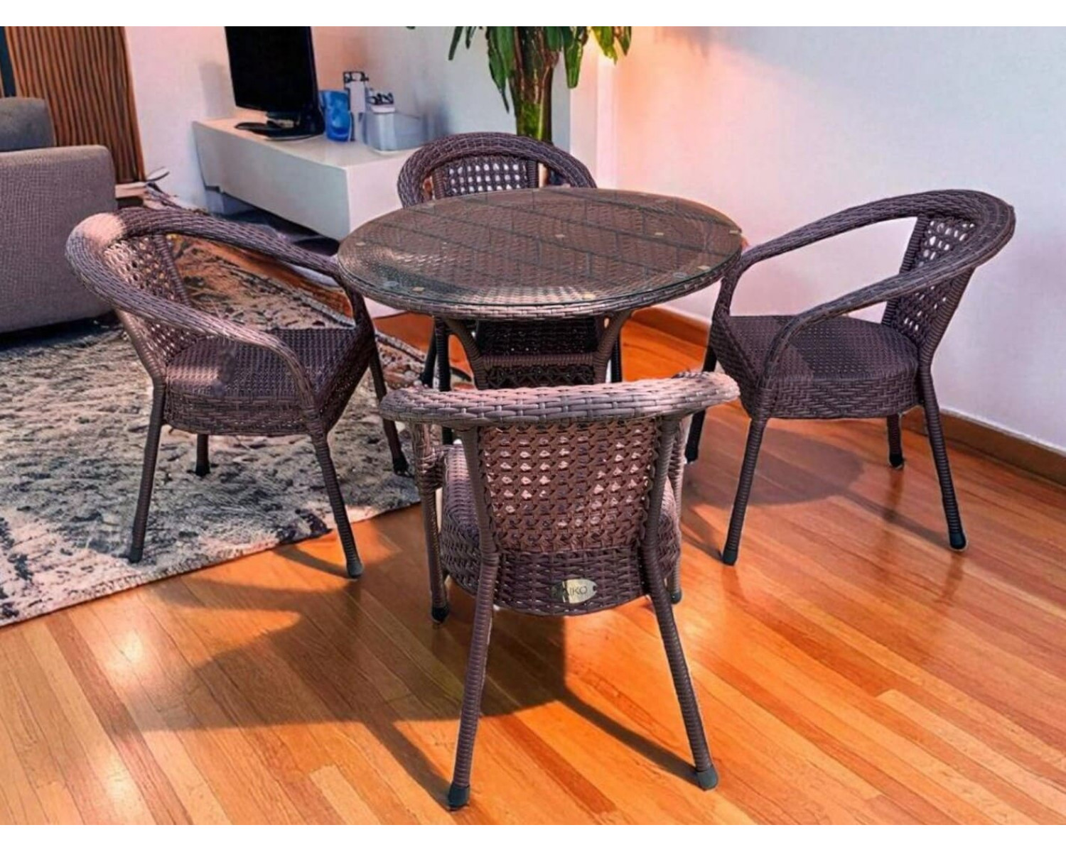 Комплект из ротанга Deco / Деко: 4 кресла и круглый стол