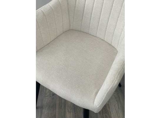 Стул BRANDY WZ2042-01 молочный фактурный велюр / черный каркас 