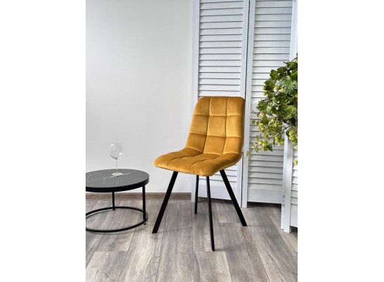Стул CHILLI SQUARE BLUVEL-68 желтый, велюр / черный каркас 