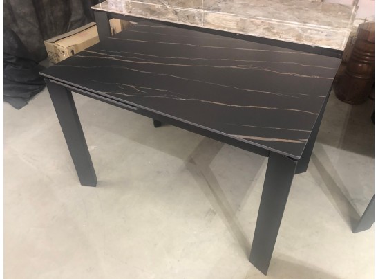 Стол CORNER 120 MATT GOLDEN BLACK SINTERED STONE / BLACK 