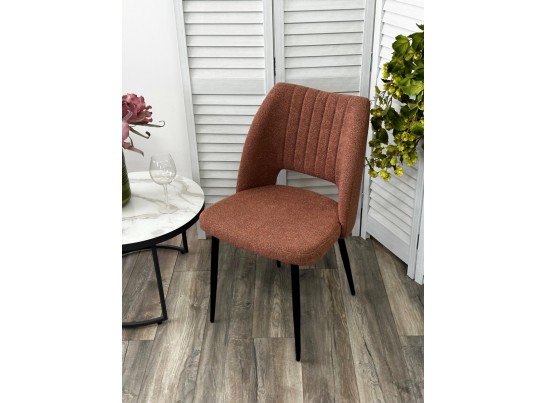 Стул LONDON UF995-05 карамельный, букле / черный каркас / Товарный знак DISAUR