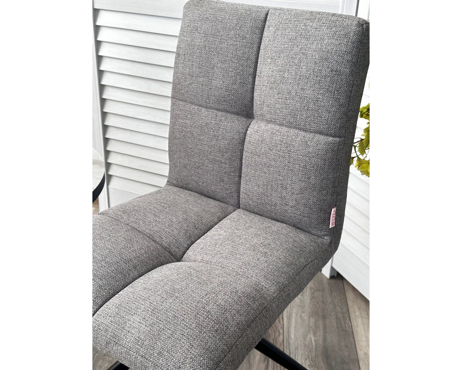 Стул SALLIE 360 град. поворот. VT6037-16 серый, ткань/ черный / Товарный знак DISAUR