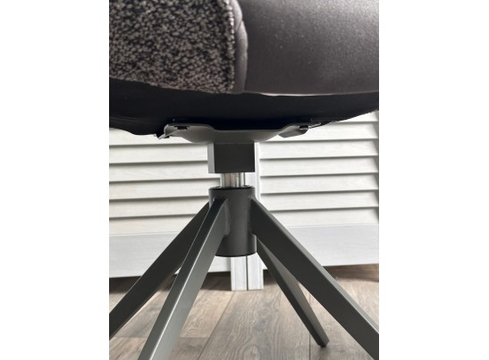 Стул ANABEL 360 град. поворот Черный Maison 99# / OTE COBBLE 457 / серый каркас, ®DISAUR