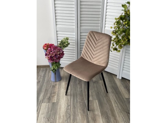 Стул DUKE BLUVEL-40 BEIGE, велюр / черный каркас 