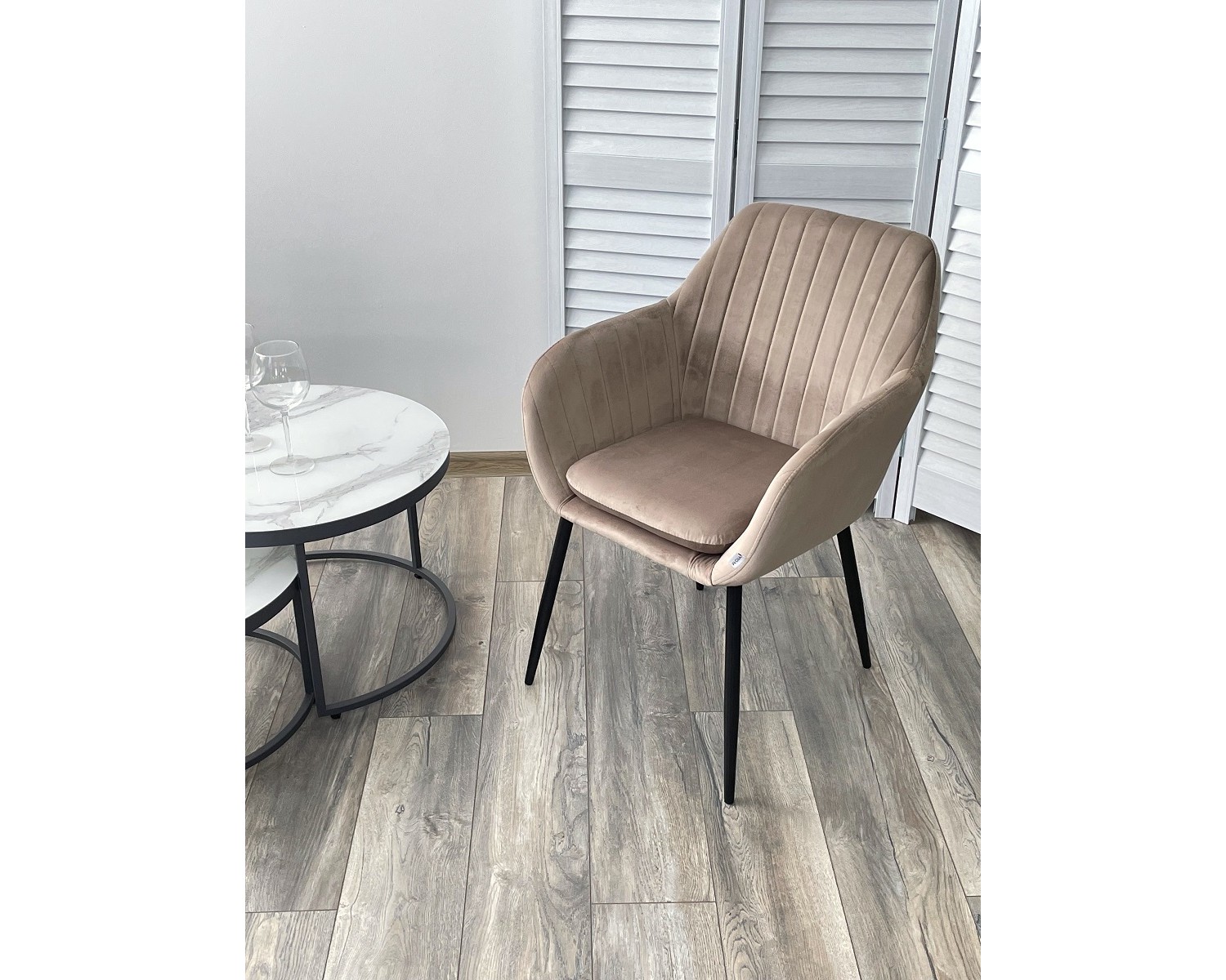 Стул ALABAMA BLUVEL-40 BEIGE, велюр / черный каркас