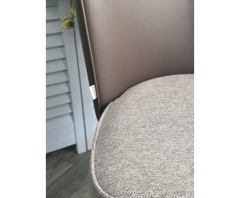 Стул МОНЕ цвет Бисквит ROVENA BISCUT ткань / ORAKUL 290 экокожа / Черный каркас