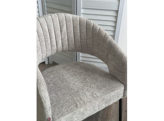 Стул SNUG 3018-03 светло-серый, шенилл / черный каркас, ®DISAUR