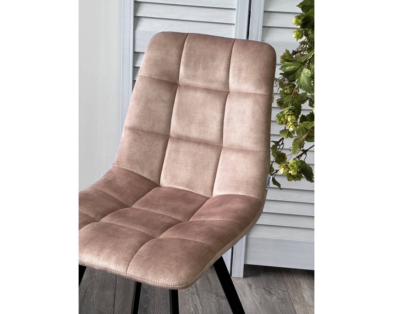 Стул CHILLI SQUARE UF912-10B античный бежевый, велюр без "пальчиковый"/ черный каркас